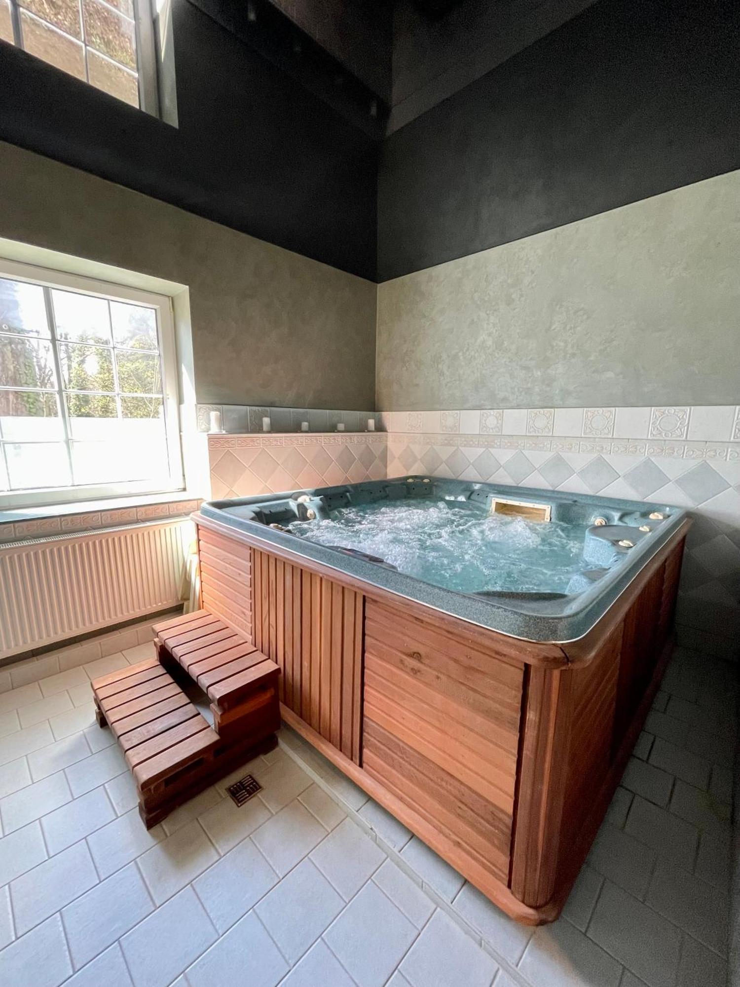 Hotel Ostrov Nymburk Esterno foto
